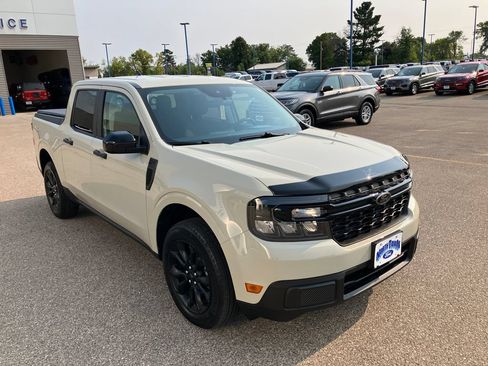 Used 2024 Ford Maverick XLT w/ XLT Luxury Package AWD/4WD image 4