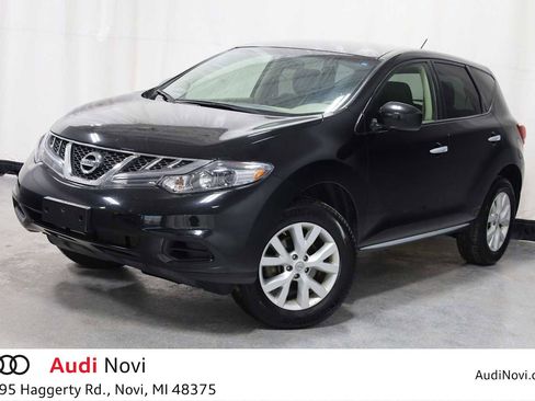 Used 2014 Nissan Murano S image 1