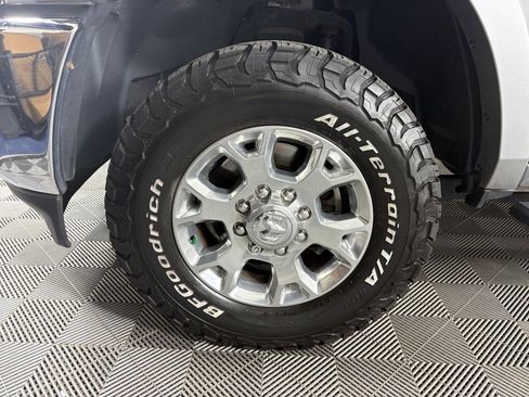 Used 2022 RAM 2500 Laramie AWD/4WD image 10