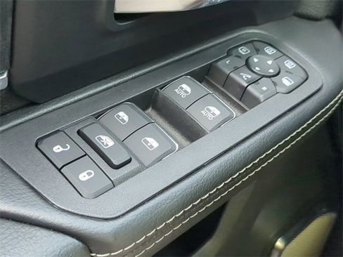 New 2025 RAM 2500 Laramie image 26