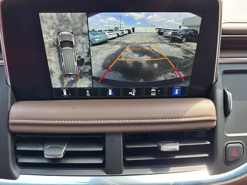 Used 2024 Chevrolet Tahoe High Country RWD image 23