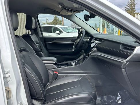 Used 2021 Jeep Grand Cherokee L Limited image 22