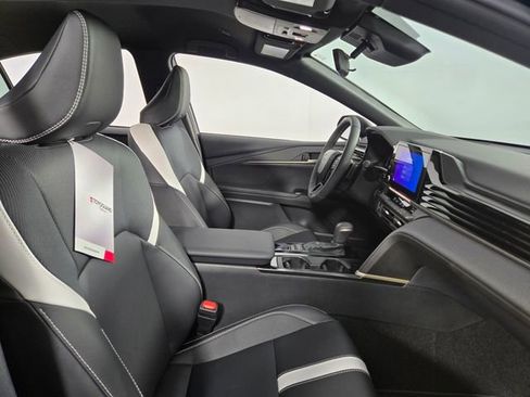 Used 2026 Toyota Camry SE image 15