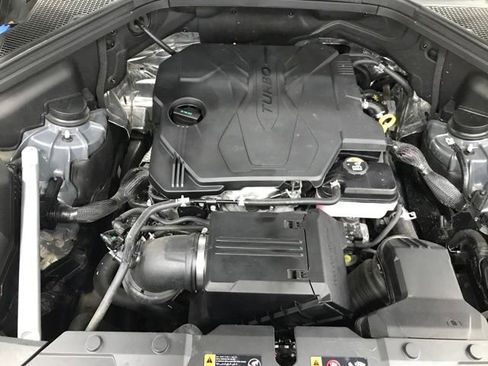 Used 2025 Genesis GV80 2.5T Standard image 20