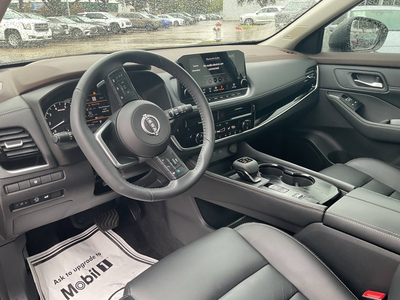 Used 2023 Nissan Rogue SL w/ SL Premium Package FWD image 10