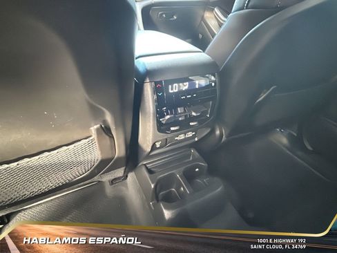 Used 2023 Jeep Grand Cherokee L Altitude image 23
