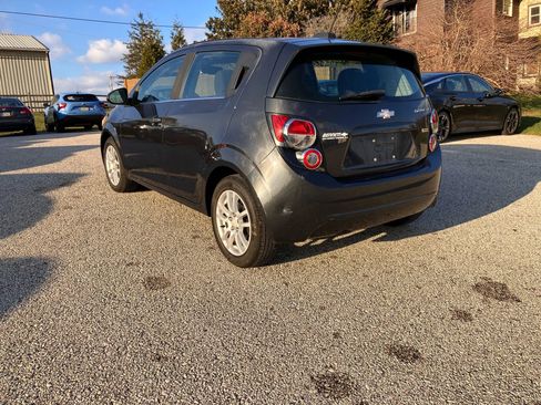 Used 2016 Chevrolet Sonic LT w/ Fun and Sun Package image 7