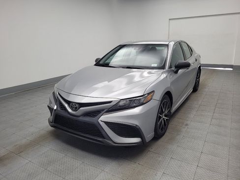 Used 2022 Toyota Camry SE image 15