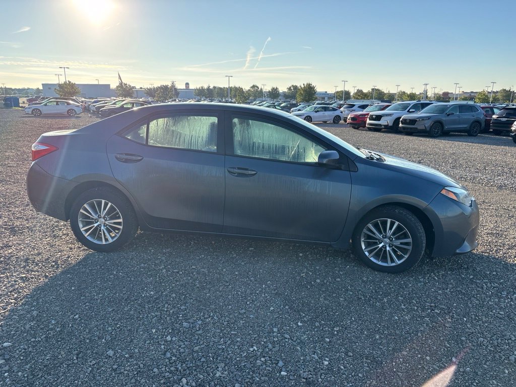 Used 2014 Toyota Corolla LE FWD image 11