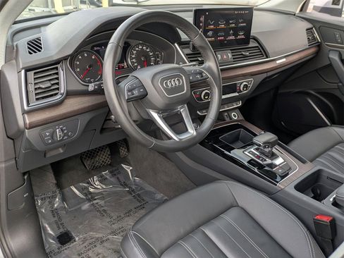 Used 2022 Audi Q5 2.0T Premium w/ Convenience Package image 15
