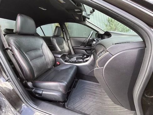 Used 2017 Honda Accord Sport Special Edition image 30