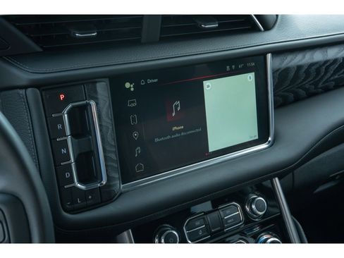 Used 2024 GMC Yukon Denali image 22