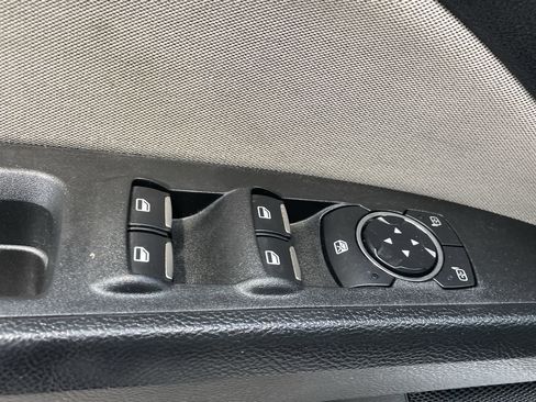 Used 2017 Ford Fusion S FWD image 17
