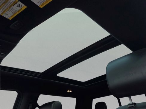 Used 2018 Ford F150 Lariat w/ Equipment Group 502A Luxury image 32