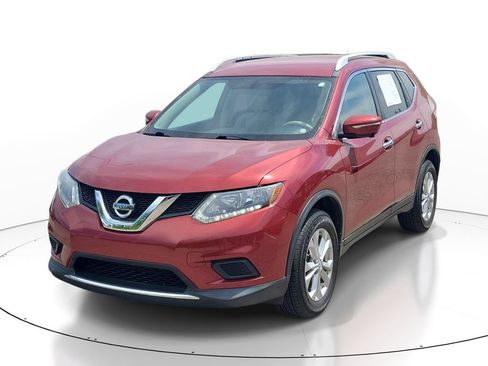 Used 2015 Nissan Rogue SV w/ SV Premium Package AWD/4WD image 2