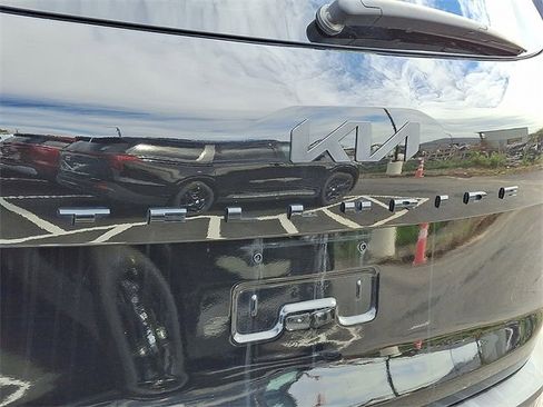 Used 2022 Kia Telluride SX w/ Nightfall Edition Package image 33