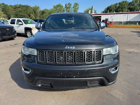 Used 2017 Jeep Grand Cherokee Limited AWD/4WD image 8