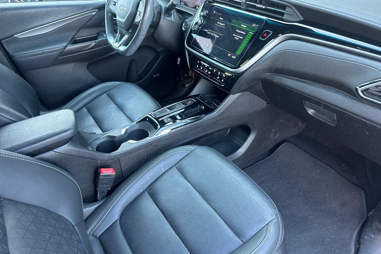 Used 2023 Chevrolet Bolt LT w/ Infotainment Package FWD image 20