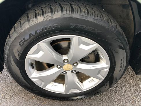 Used 2015 Subaru Forester 2.5i Premium image 30