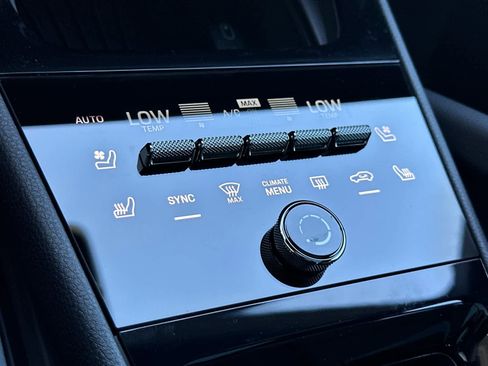 New 2026 Porsche Cayenne image 24