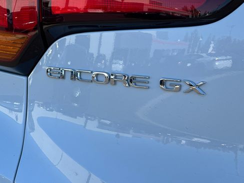 Used 2024 Buick Encore GX Preferred FWD image 27