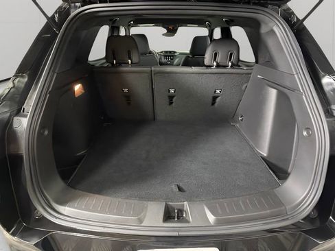 Used 2022 Chevrolet TrailBlazer RS FWD image 28