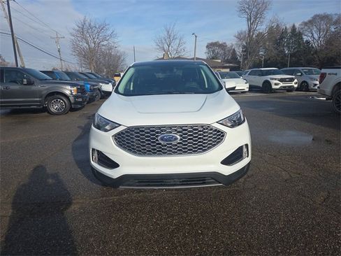 Certified 2024 Ford Edge SEL w/ Convenience Package image 11