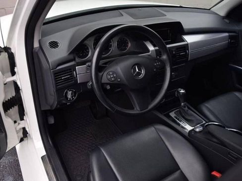 Used 2010 Mercedes-Benz GLK 350 4MATIC image 21