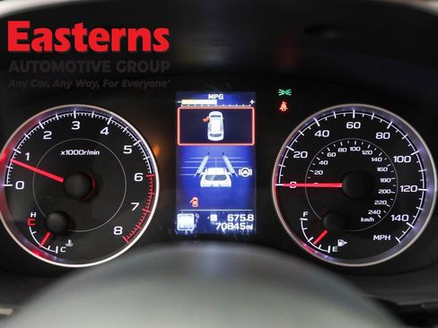 Used 2022 Subaru Ascent Premium w/ Convenience Package image 18