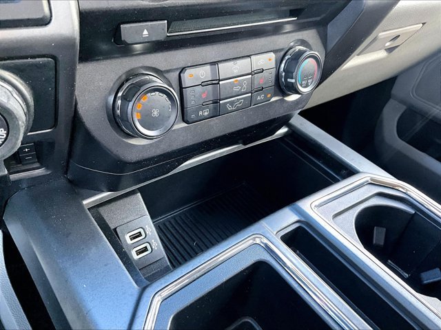 Used 2018 Ford F150 XLT w/ Equipment Group 302A Luxury AWD/4WD image 23