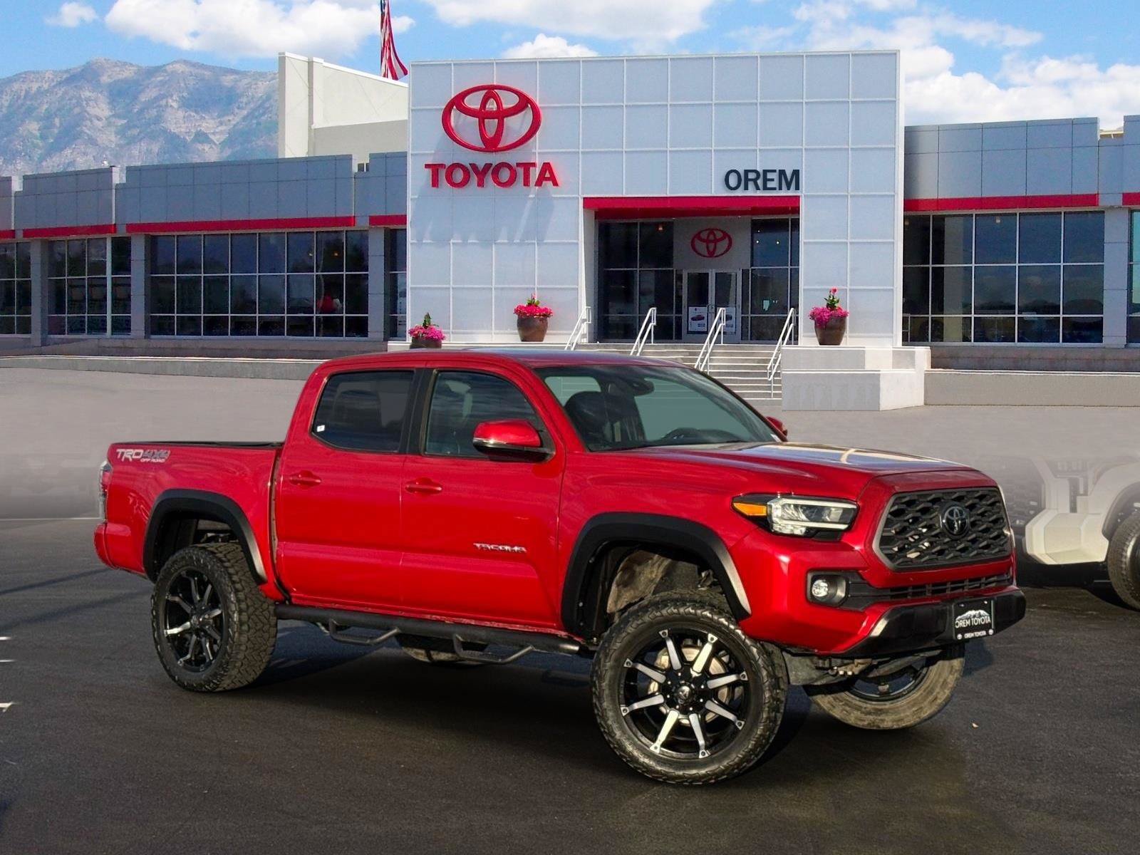 Used 2022 Toyota Tacoma TRD Off-Road w/ TRD Premium Off Road Package AWD/4WD image 1