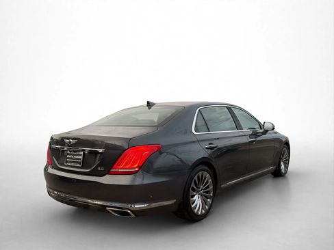 Used 2017 Genesis G90 5.0 Ultimate image 5