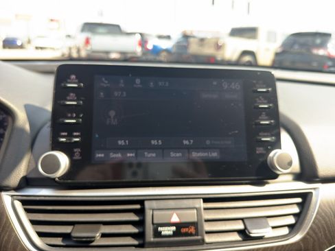 Used 2021 Honda Accord EX-L image 15