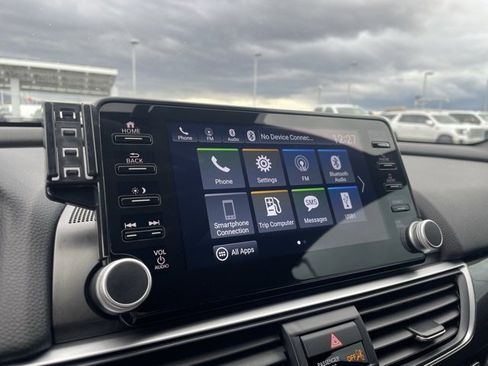 Used 2022 Honda Accord Sport image 10