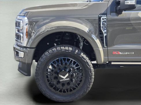 Used 2026 Ford F450 Platinum w/ Platinum Plus Package AWD/4WD image 9