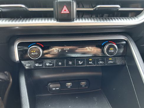 Used 2021 Kia K5 GT-Line w/ GT-Line FWD Premium Package image 14