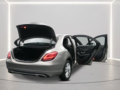 Used 2019 Mercedes-Benz C 300 4MATIC Sedan image 6