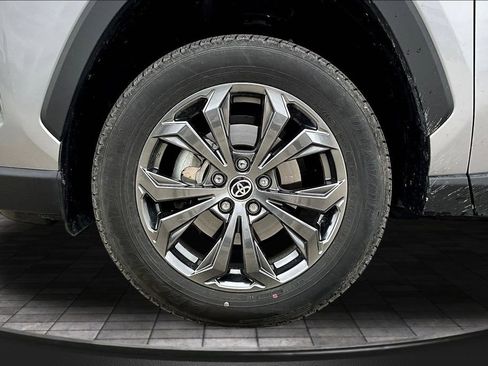 Used 2023 Toyota RAV4 XLE Premium AWD/4WD image 30