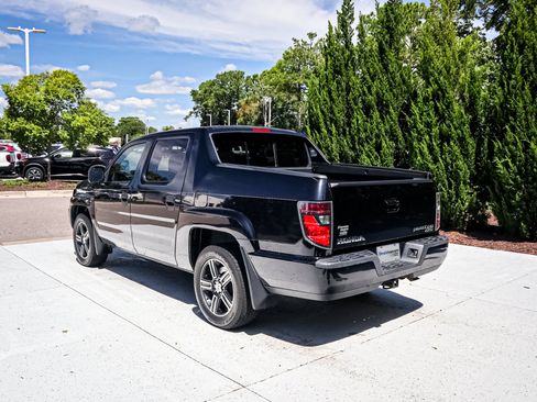 Used 2014 Honda Ridgeline Sport image 9