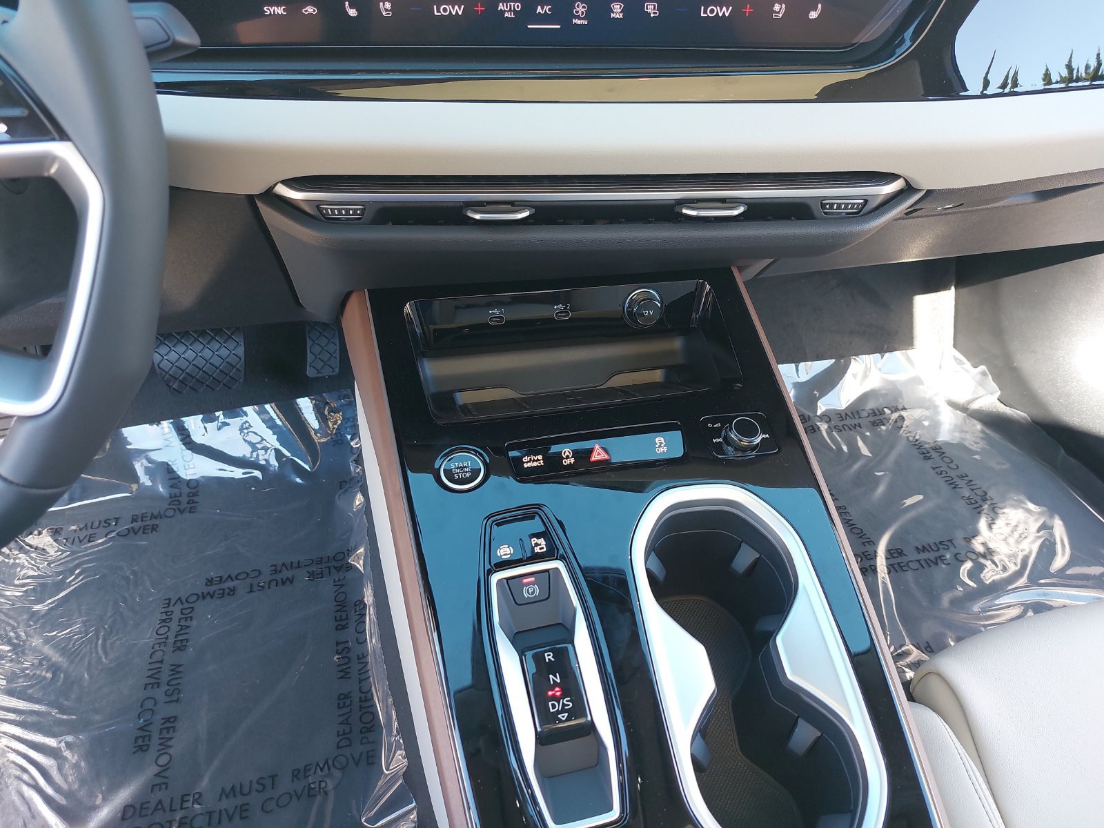 New 2026 Audi A6 Premium Plus AWD/4WD image 22