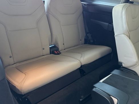 New 2026 Volvo EX90 Plus image 17