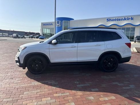 Used 2022 Honda Pilot Special Edition image 3