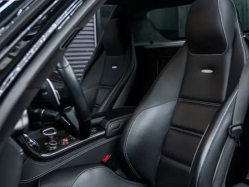 Used 2012 Mercedes-Benz SLS AMG Coupe image 11