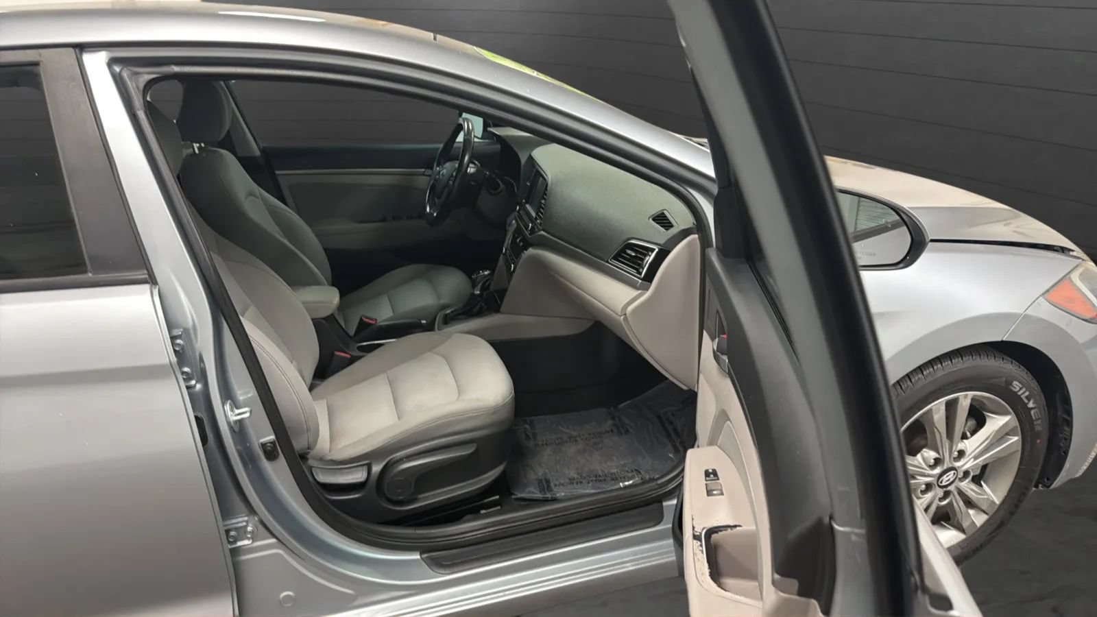 Used 2017 Hyundai Elantra SE w/ SE A/T Tech Package 03 FWD image 21