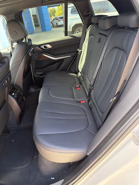 Used 2022 BMW X5 xDrive40i AWD/4WD image 10
