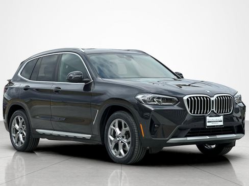 Used 2024 BMW X3 xDrive30i w/ Premium Package AWD/4WD image 7