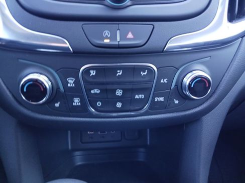 Used 2024 Chevrolet Equinox LT w/ LPO, Floor Liner Package image 23