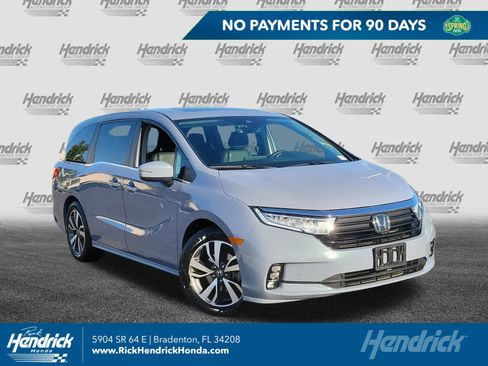 Used 2023 Honda Odyssey Touring image 1