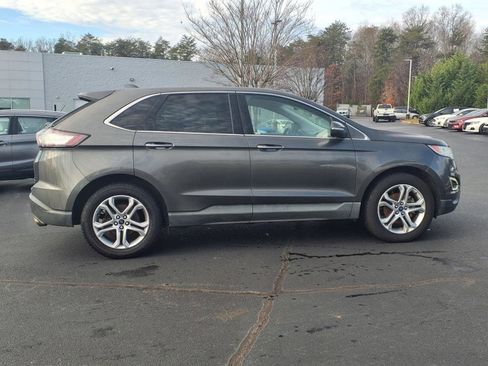 Used 2018 Ford Edge Titanium w/ Ford Safe & Smart Package image 8