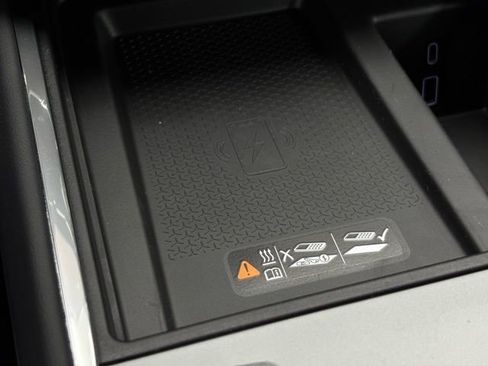 New 2026 GMC Acadia Elevation image 30